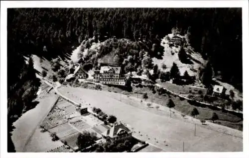 Ak Alpirsbach im Schwarzwald, Sanatorium Krähenbad, Fliegeraufnahme