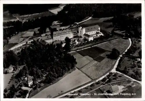 Ak Neumarkt in der Oberpfalz, Fliegeraufnahme, Kloster St. Jospeh