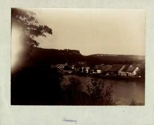 Foto Cheverny Loir et Cher, Teilansicht am Fluss