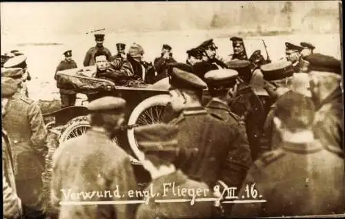 Foto Ak Transport verwundeter englischer Flieger, 2.3.1916, 1. WK