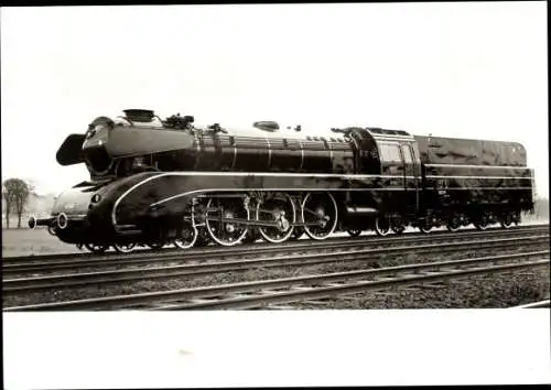 Ak Deutsche Bundesbahn, Schnellzug-Lokomotive 10 002