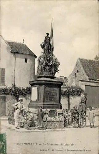 Ak Donnemarie in Montois Seine et Marne, Denkmal von 1870 1871