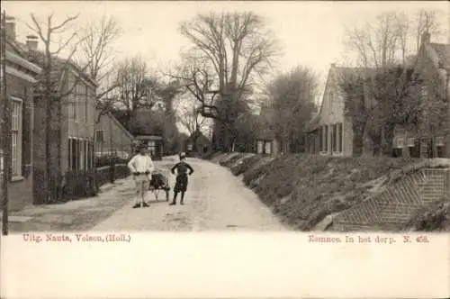 Ak Eemnes Utrecht Nederland, in het dorp