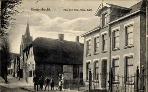 Ak Bergambacht Südholland, Pastorie Ned. Herv. Kerk