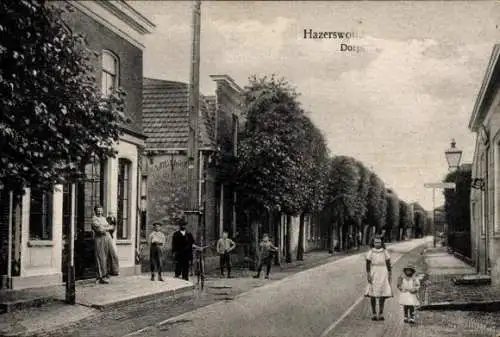 Ak Hazerswoude Dorp Zuid-Holland, Dorpsstraat