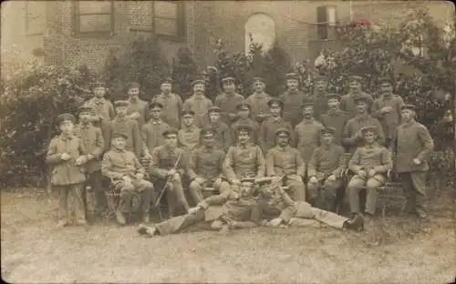 Foto Ak Grefrath am Niederrhein,  Deutsche Soldaten im Vereins Lazarett