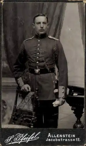 CdV Allenstein, Deutscher Soldat in Uniform, Portrait