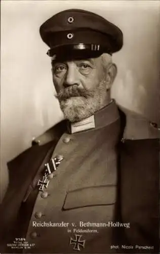 Ak Reichskanzler von Bethmann Hollweg, Portrait in Uniform, G. Liersch 7184