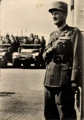 Ak Général Jacques Philippe Leclerc de Hauteclocque, Portrait in Uniform