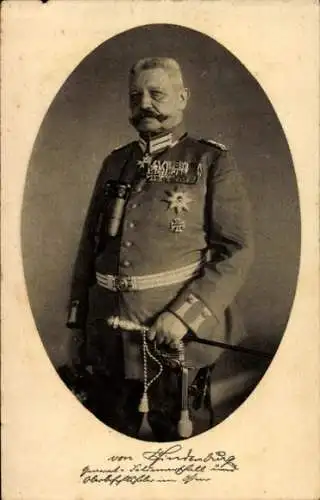 Ak Generalfeldmarschall Paul von Hindenburg, Portrait in Uniform, Orden, Säbel