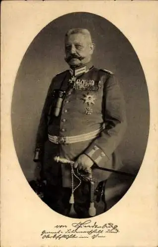 Ak Generalfeldmarschall Paul von Hindenburg, Portrait in Uniform, Orden, Säbel