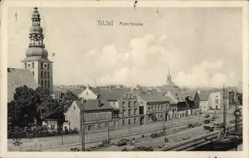 Ak Sowjetsk Tilsit Ostpreußen, Stadtansicht mit Kirche, Häusern, Flussufer, Wolken am Himmel