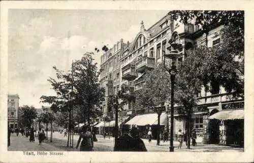 Ak Sowjetsk Tilsit Ostpreußen, Stadtansicht, Hohe Straße, Gebäude, Bäume, Menschen