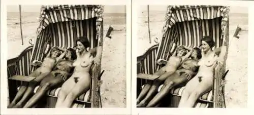 Stereo Foto: Gerhard Riebicke Erotik, Nackte Frauen, Strand, Strandkorb, Frauenakt