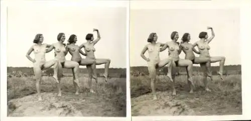 Stereo Foto: Gerhard Riebicke Erotik, Vier nackte Frauen tanzen am Strand