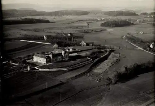 Foto Kleintobel Berg im Schussental Oberschwaben Württemberg, Kloster Kellenried, Fliegeraufnahme