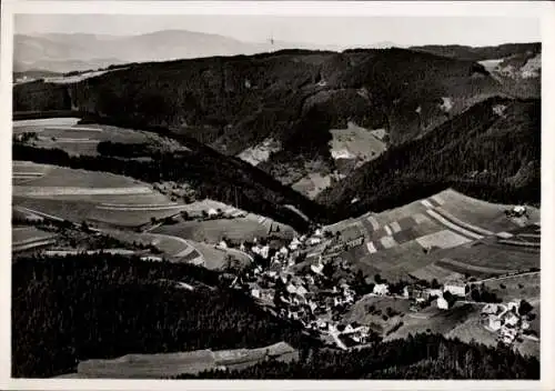 Ak Gütenbach im Schwarzwald, Fliegeraufnahme