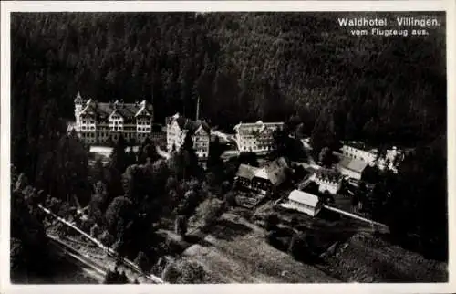 Ak Villingen Schwenningen im Schwarzwald, Waldhotel Villingen, Fliegeraufnahme