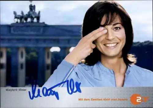 Ak Maybrit Illner, Portrait, Autogramm, Auge verdeckt, Brandenburger Tor, ZDF