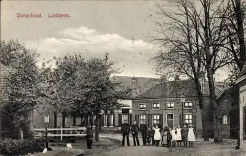 Ak Lunteren Ede Gelderland, Dorpstraat