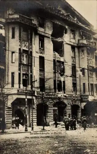 Ak Berlin Mitte, Straßenkämpfe, Zerstörtes Gebäude des Vorwärts