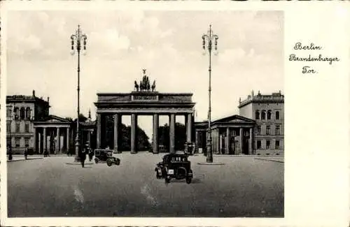 Ak Berlin Mitte, Brandenburger Tor, Autos