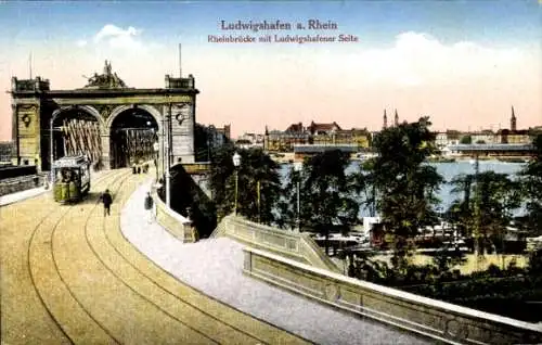 Ak Ludwigshafen am Rhein, Rheinbrücke, Straßenbahn