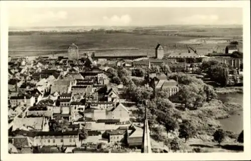 Ak Stralsund in Vorpommern, Blick von St. Marien, Hafen, Strelasund, Rügendamm