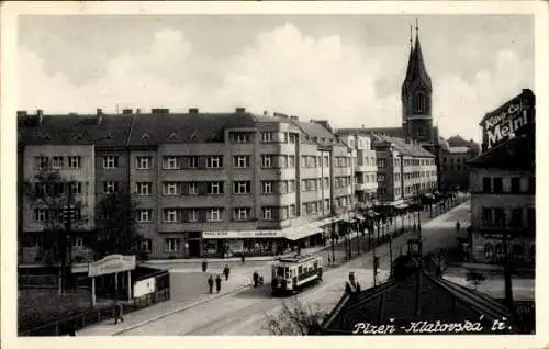 Ak Plzeň Pilsen Stadt, Straßenbahn, Straßenpartie