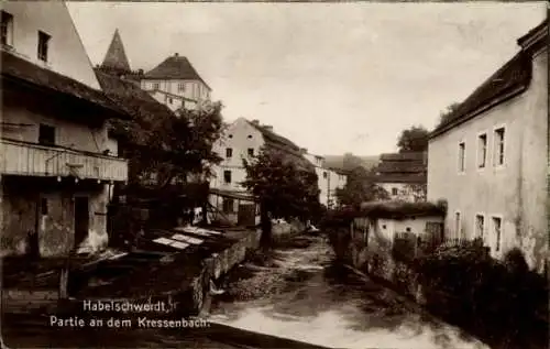 Ak Bystrzyca Kłodzka Habelschwerdt Schlesien, Stadtansicht, Kressenbach, Gebäude, Fluss, Natur