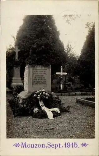 Foto Ak Mouzon Ardennes, Friedhof, Ehrenmal