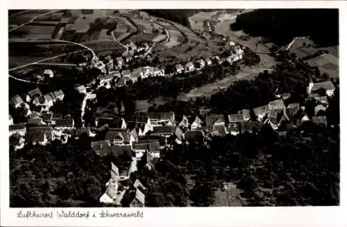 Ak Walddorf (bei Tübingen) Walddorfhäslach in Württemberg, S/W-Foto einer kleinen Ortschaft mi...