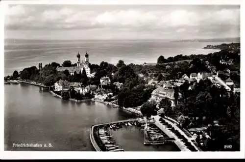 Ak Friedrichshafen am Bodensee, Fliegeraufnahme