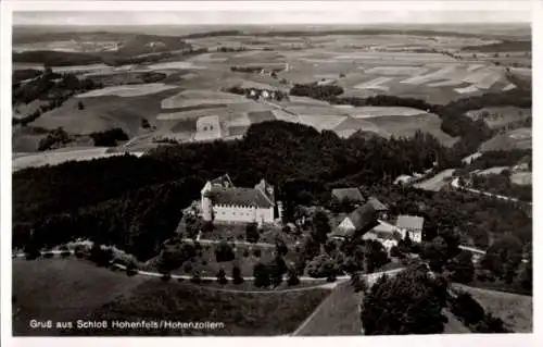 Ak Hohenfels bei Stockach Hohenzollern, Schloss Hohenfels, Fliegeraufnahme