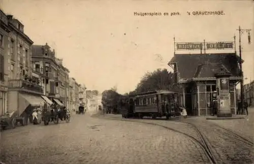 Ak 's Gravenhage Den Haag Zuid-Holland, Huijgensplein en park, Tram