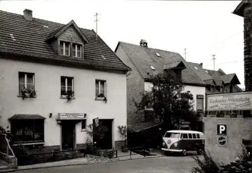 Ak Kövenig Kröv an der Mosel, Die Vorderseite zeigt ein schwarz-weiß Foto der "Kuckucks-Weinst...