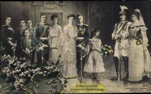 Ak Silberhochzeit Kaiser Wilhelm II, Kaiserin Auguste Viktoria, Kronprinzenpaar, Prinzen, Prinzessin