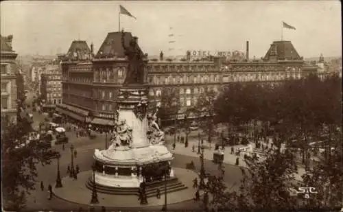 Ak Paris III, Place de la République