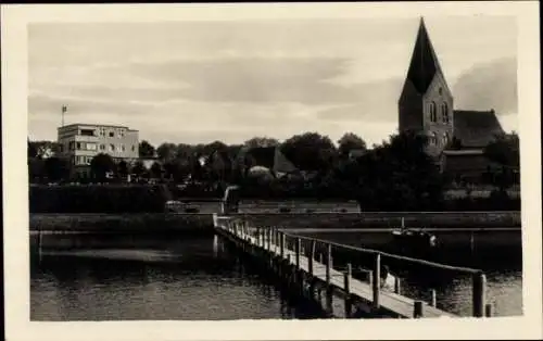 Ak Ostseebad Rerik im Kreis Rostock, Kurhaus, Kirche, Seesteg