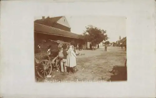 Foto Ak Serbien, Marktplatz