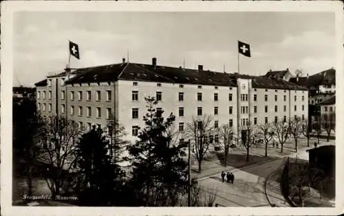 Ak Frauenfeld Kanton Thurgau, Kaserne