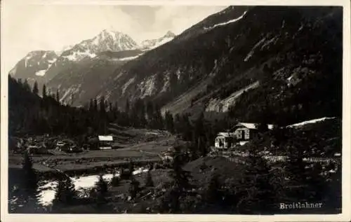 Foto Ak Finkenberg in Tirol, Alpengasthof Breitlahner mit Umgebung