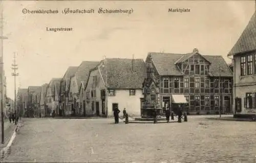 Ak Obernkirchen im Kreis Schaumburg, Marktplatz, Langestraße, Denkmal