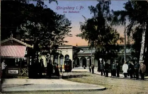 Ak Kaliningrad Königsberg Ostpreußen, Bahnhof, Trinkhalle, Straßenbahn, Fußgänger