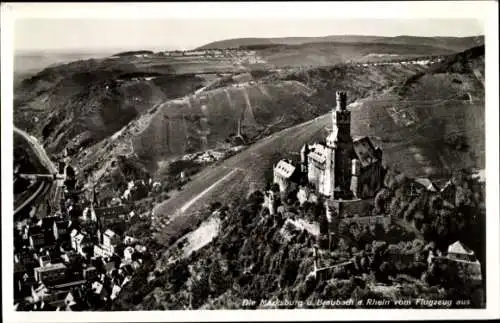 Ak Braubach am Rhein, Marksburg, Fliegeraufnahme