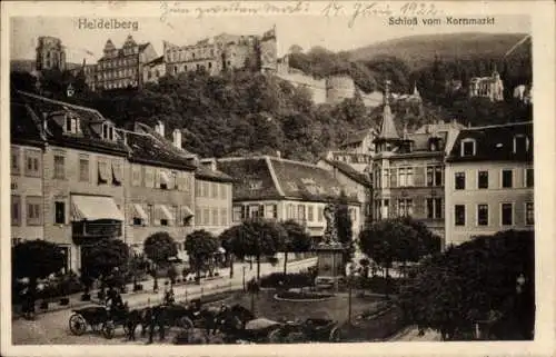 Ak Heidelberg am Neckar,  Schloss vom Kornmarkt