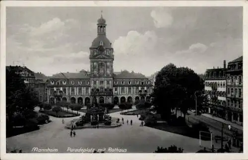 Ak Mannheim in Baden, Mannheim Paradeplatz mit Rathaus