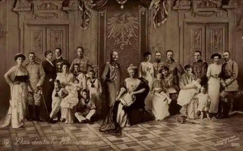 Künstler Ak Das deutsche Kaiserhaus, Wilhelm II, Kaiserin Auguste Viktoria, Kronprinzenfamilie