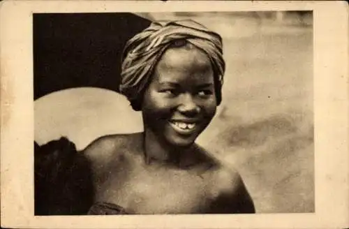 Ak Oubangui Chari Ubangi Shari Zentralafrikanische Republik, Portrait einer Frau