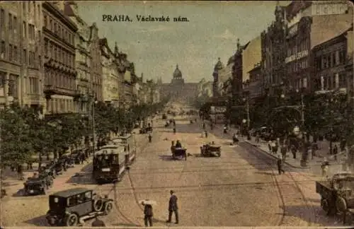 Ak Praha Prag Tschechien, Hradčany Hradschin,  Wenzelsplatz mit Straßenbahn und Autos